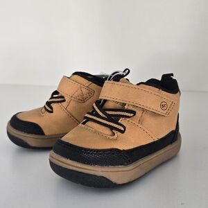 Stride Rite 360 JAXX Boys Sneakers Size 3M Tan & Black